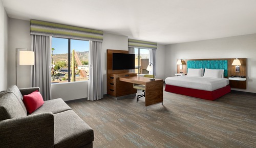 Suite, 1 King Bed, Refrigerator & Microwave, View