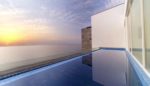 Platinum, Private Pool(Surcharge for Water Heating&Pet/Reservation required/Call 1 Day Prior to C/I)