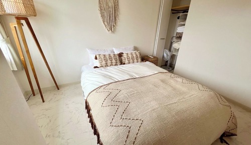 Apartment 3307