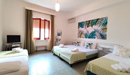 Economy Quadruple Room