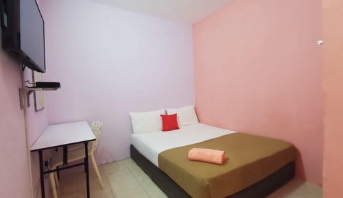 Standard Double Room, 1 Queen Bed