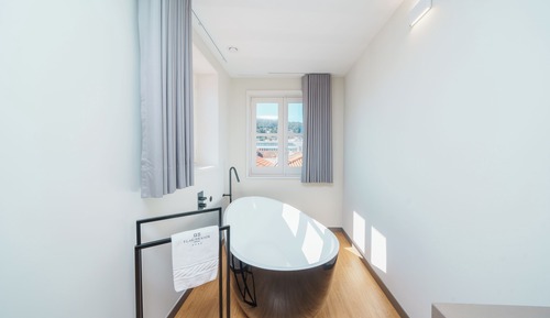 Quarto Deluxe com Banheira