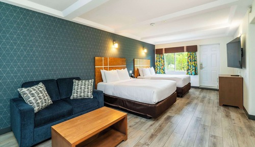 Room, 2 Queen Beds, Non Smoking