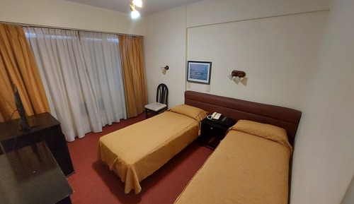 Basic Triple Room