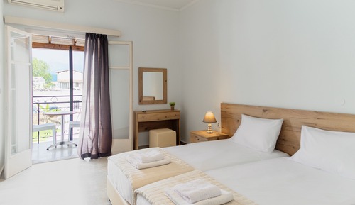 Standard Twin Room, 1 Bedroom, Pool View