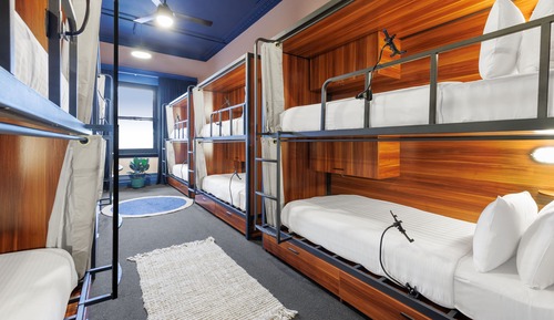 12 Bed Mixed Community Dorm