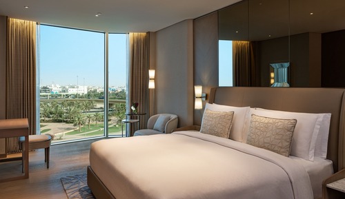 Suite, 1 King Bed (Gate)