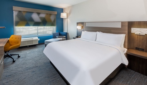 Standard Room, 1 King Bed, Accessible (Communication)