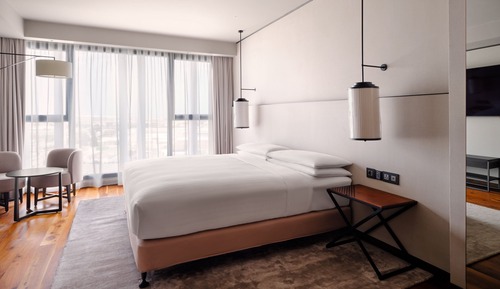 Suite, 1 King Bed, Non Smoking