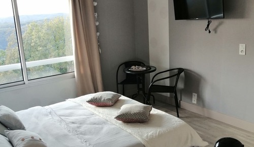 Panoramic Double Room (Perched Suite)