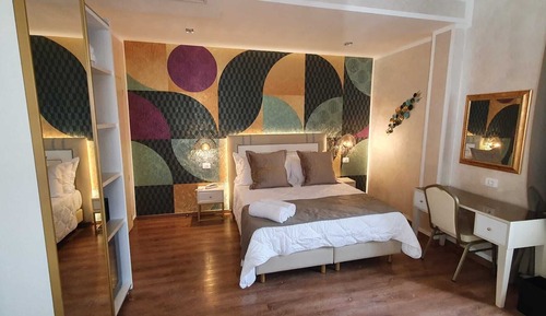 Classic Quadruple Room