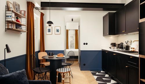 1-BR Deluxe Apartment