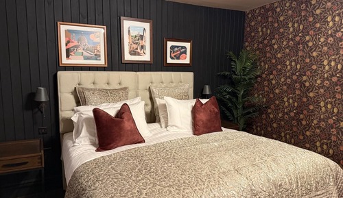 Deluxe Double Room, Courtyard View