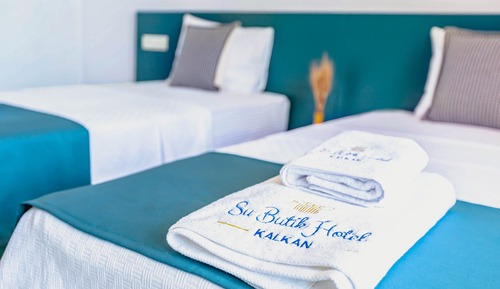 Deniz Manzarali Deluxe Oda