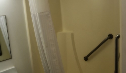 Basic Double Room, 2 Queen Beds