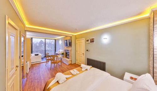 NEMESIS HONEYMOON ROOM