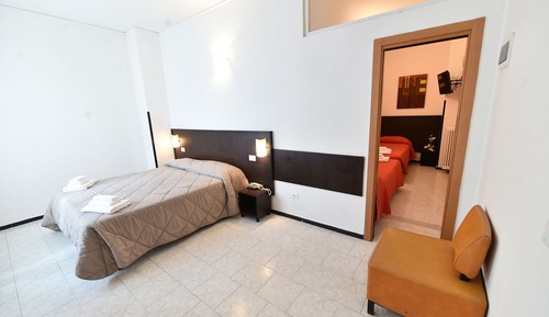 Classic Quadruple Room