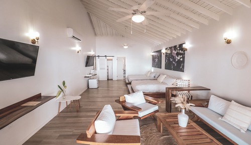 DOUBLE BEACH FRONT SUITE DELUXE