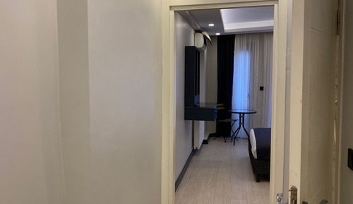 2 Bedroom Apartment with Balcony and Kitchen (ground floor)