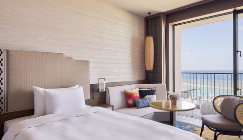 Twin Room, Non Smoking (With Club Pool & Lounge Access)