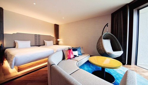Club Premium Twin, Non Smoking (With Club Pool & Lounge Access)