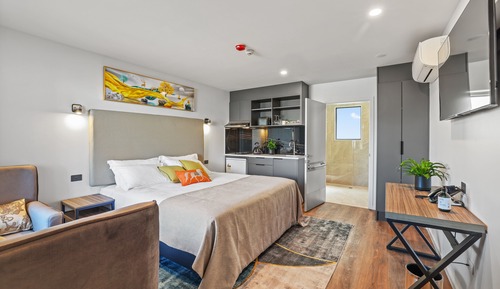 Deluxe Room, Accessible
