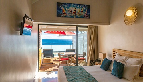 Chambre Supérieure Double ou avec lits jumeaux, 2 lits une place, vue mer, bac à punch, terrasse