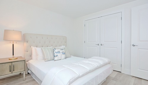 Luxury Condo, 1 Bedroom (213)