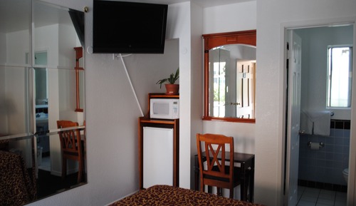 Comfort Single Room, 1 King Bed, Non Smoking