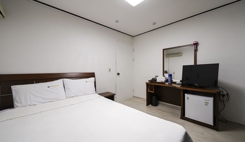 Room (Standard Room)