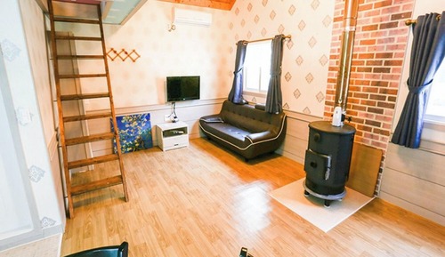 Room (Blue (Unshared House Duplex))