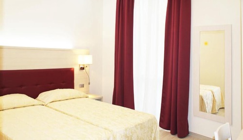 Comfort Twin Room, City View