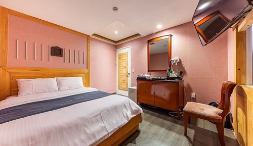 Room (Standard room)
