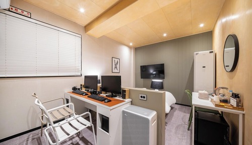 Room (VIP Content - Enjoy games while relax)