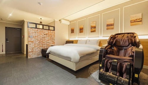 Room (VVIP-Breakfast (Netflix/Massage Chair)