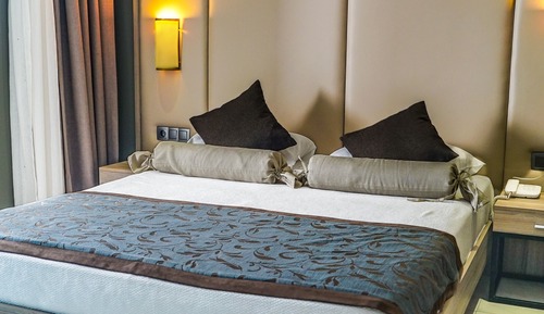 Family Room, Garden View