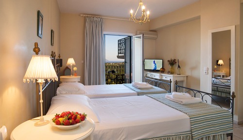 Standard Double or Twin Room, Partial Sea View