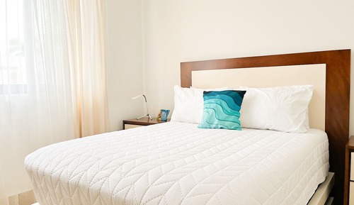 Comfort Townhome, 2 Bedrooms, Private Pool, Garden View