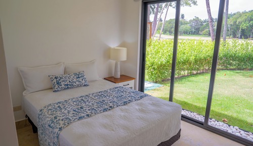 Luxury Townhome, 3 Bedrooms, Private Pool, Golf View
