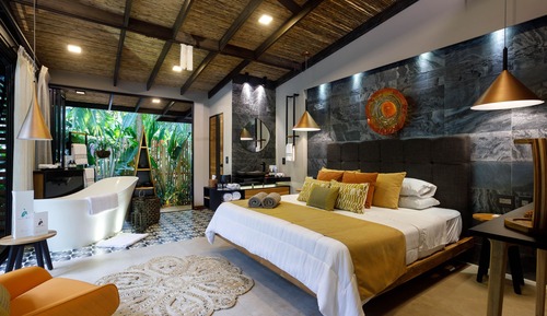 Deluxe Double Room, 1 King Bed, Garden View