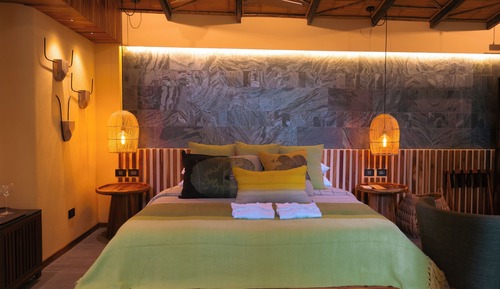 Luxury Double Room, 1 King Bed, Garden View