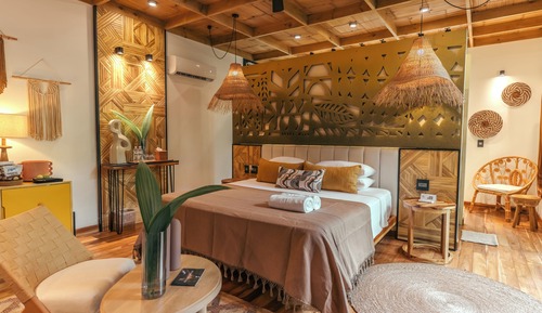 Exclusive Double Room, 1 King Bed, Private Pool, Garden View