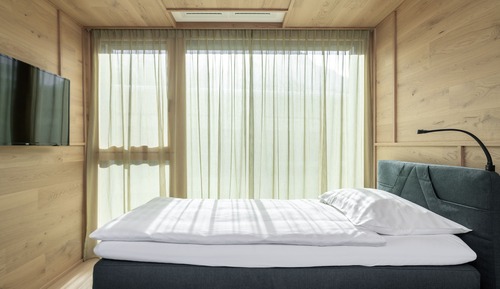 Mountain Small Studio