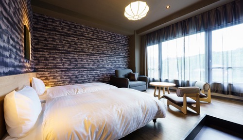 Superior Twin Room, Mountain View