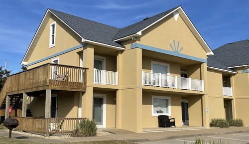 Condo, 2 Bedrooms