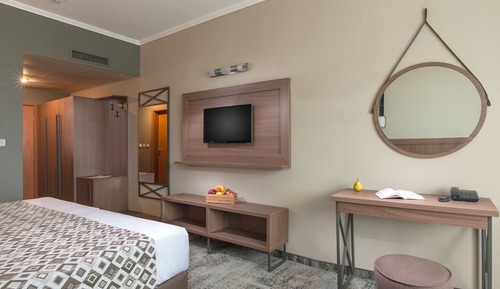 Deluxe Double Room, City View