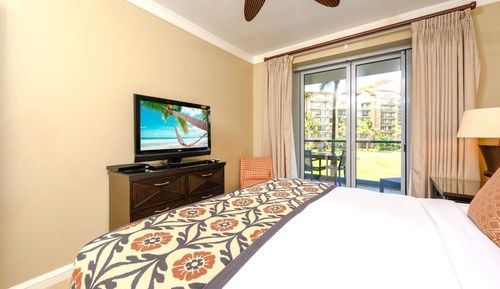 Condo, 2 Bedrooms, Balcony, Partial Ocean View (HKH-242)
