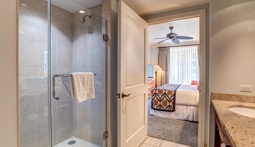 Condo, 2 Bedrooms, Balcony, Partial Ocean View (HKH-412)