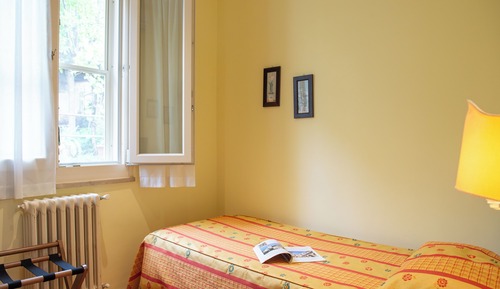 Basic Triple Room
