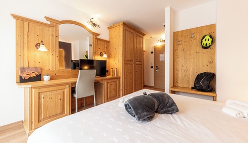 Basic Triple Room